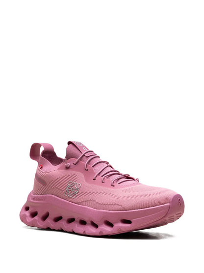 On Running Cloudtilt x Loewe Wild Rose