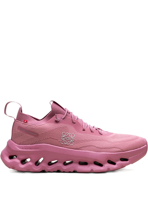 On Running Cloudtilt x Loewe Wild Rose