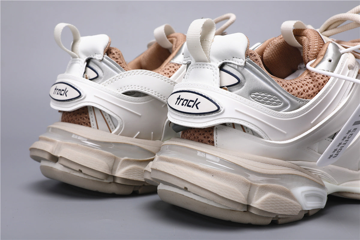 BLCG 2030-32 White & Brown