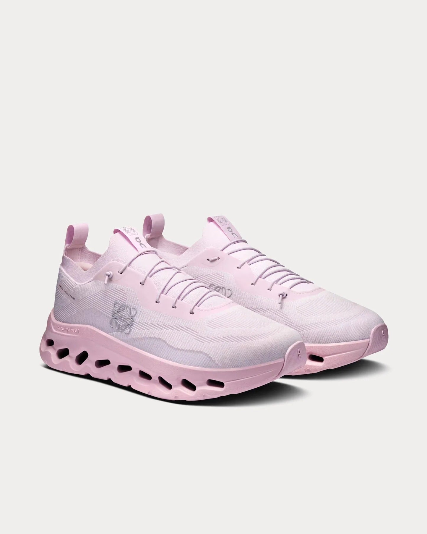 On Running x Loewe Cloudtilt - Pale Pink